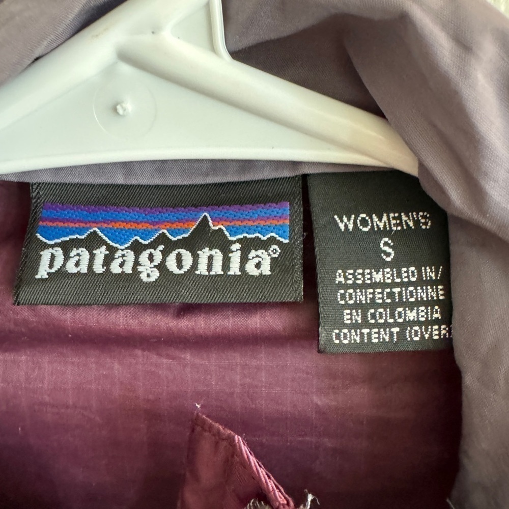 Patagonia Velocity O2 Windbreaker, Plum, Size S - Picture 4 of 6